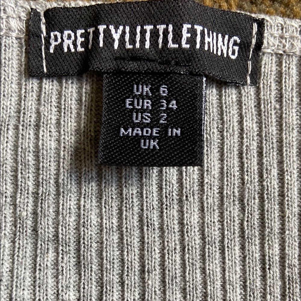 PrettyLittleThing Ribbed Gray Top - Picture 4 of 5
